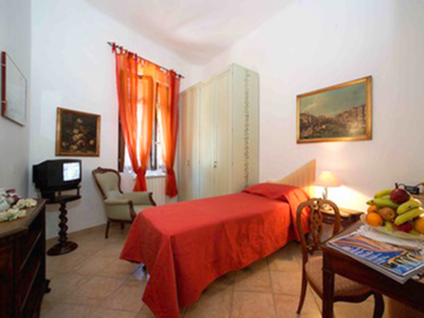 Maria's Guest House Single Room